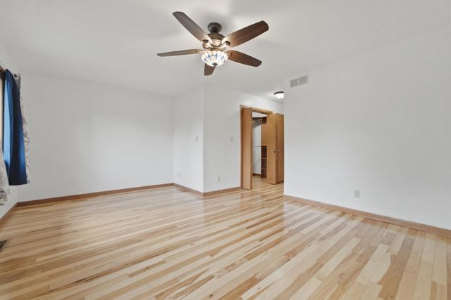 5794 E 107th Place, Crown Point, IN 46307