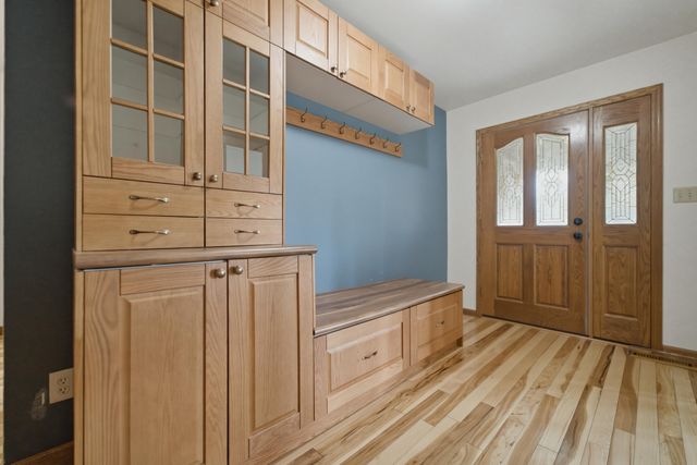 5794 E 107th Place, Crown Point, IN 46307