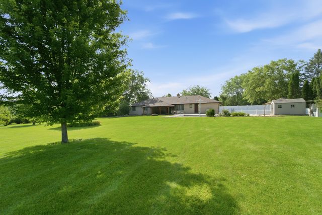 5794 E 107th Place, Crown Point, IN 46307