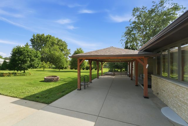 5794 E 107th Place, Crown Point, IN 46307