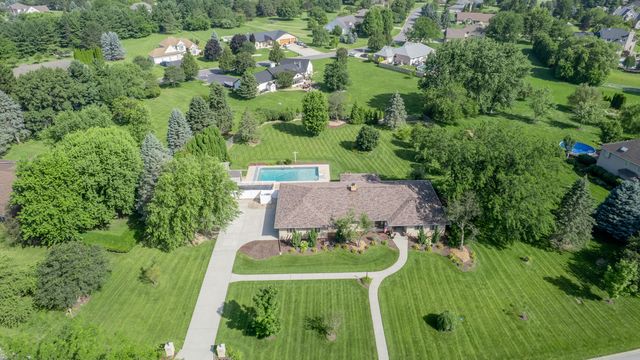 5794 E 107th Place, Crown Point, IN 46307