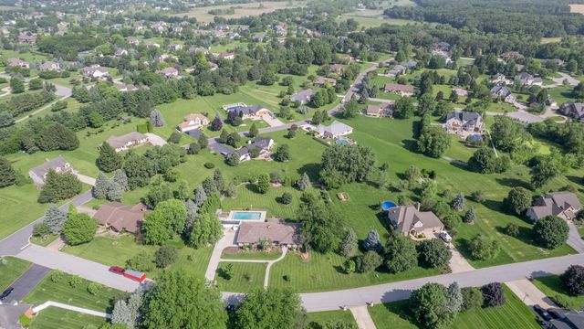 5794 E 107th Place, Crown Point, IN 46307