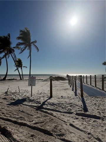 50 Dakota AVE, Fort Myers Beach, FL 33931
