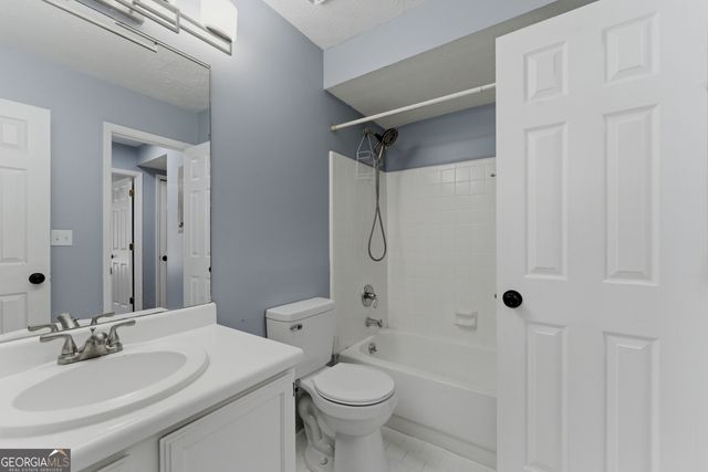 2216 Wellington Circle, Lithonia, GA 30058