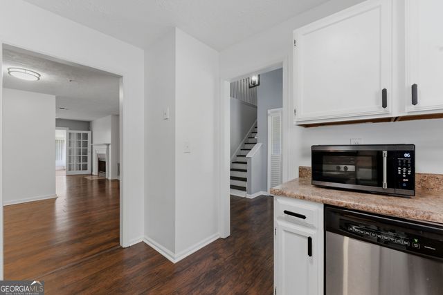 2216 Wellington Circle, Lithonia, GA 30058