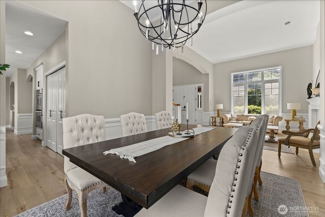 2046 277th Avenue SE, Sammamish, WA 98075