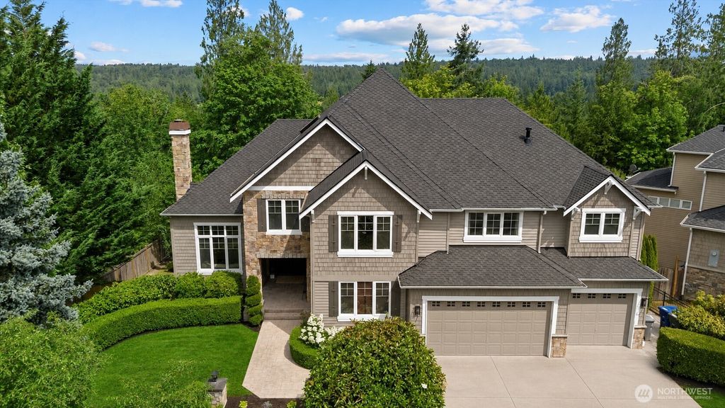 2046 277th Avenue SE, Sammamish, WA 98075