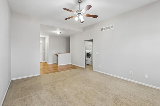 10023 N Glenstone Court, Johnston, IA 50131