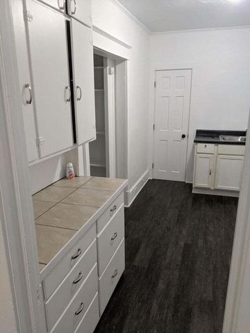 1620 Madison STREET, Manitowoc, WI 54220