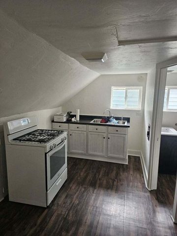 1620 Madison STREET, Manitowoc, WI 54220