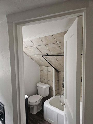 1620 Madison STREET, Manitowoc, WI 54220