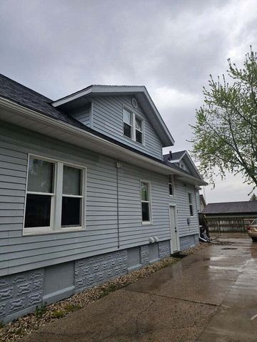 1620 Madison STREET, Manitowoc, WI 54220