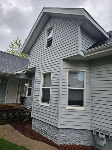 1620 Madison STREET, Manitowoc, WI 54220