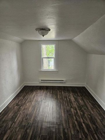 1620 Madison STREET, Manitowoc, WI 54220