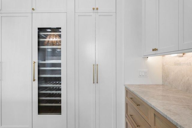 5019 W DICKENS AVENUE, Tampa, FL 33629