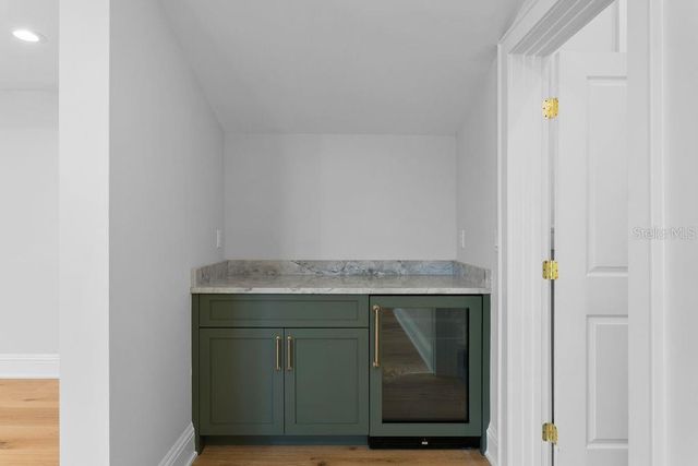 5019 W DICKENS AVENUE, Tampa, FL 33629