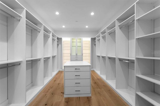 5019 W DICKENS AVENUE, Tampa, FL 33629