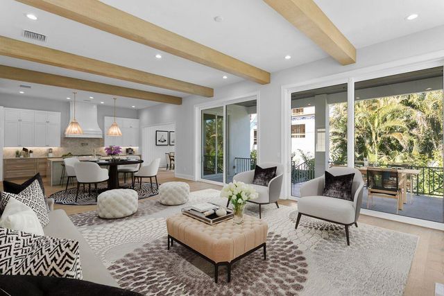 5019 W DICKENS AVENUE, Tampa, FL 33629