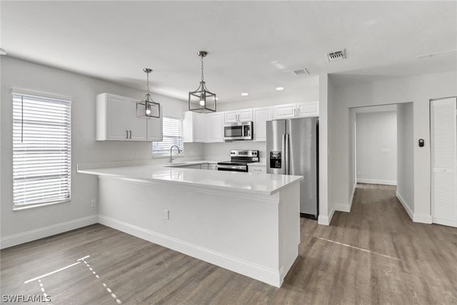 779 108th AVE N, Naples, FL 34108