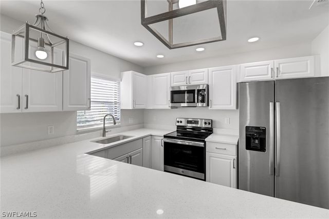 779 108th AVE N, Naples, FL 34108