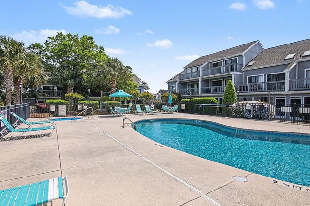 1850 Colony Dr Apt 2H, Myrtle Beach, SC 29575