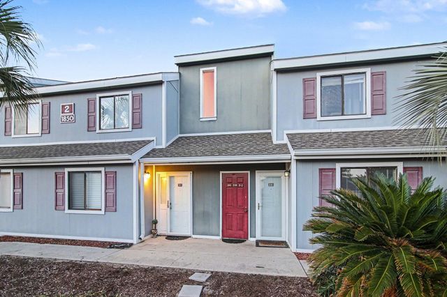 1850 Colony Dr Apt 2H, Myrtle Beach, SC 29575