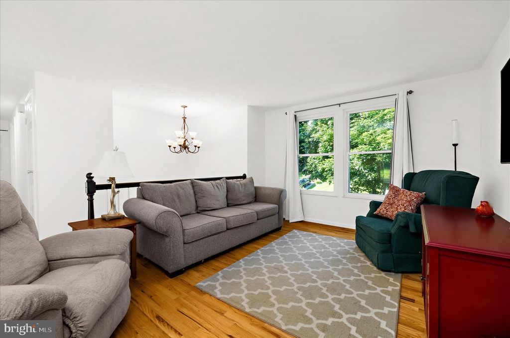 Image 10 of property listing at 7013 MACBETH WAY, Sykesville, MD 21784