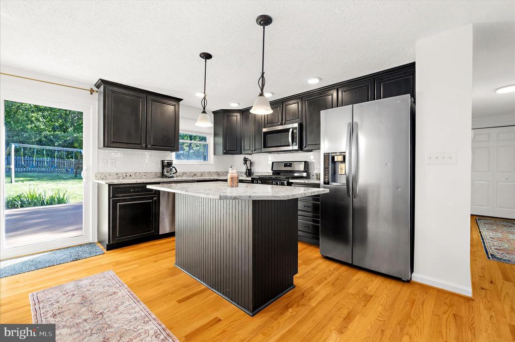 Image 4 of property listing at 7013 MACBETH WAY, Sykesville, MD 21784