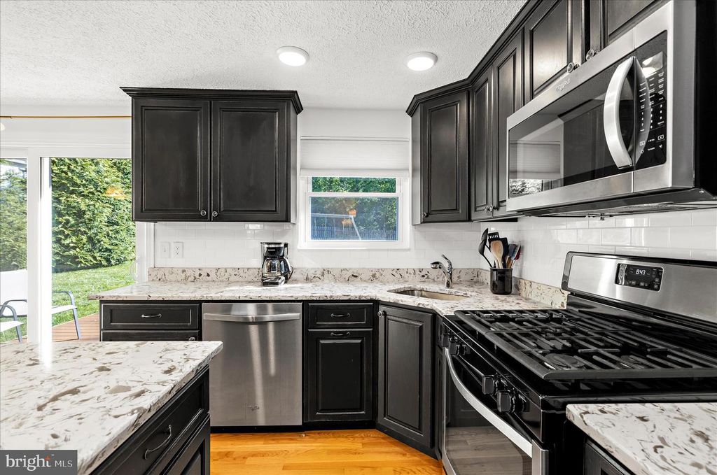 Image 7 of property listing at 7013 MACBETH WAY, Sykesville, MD 21784