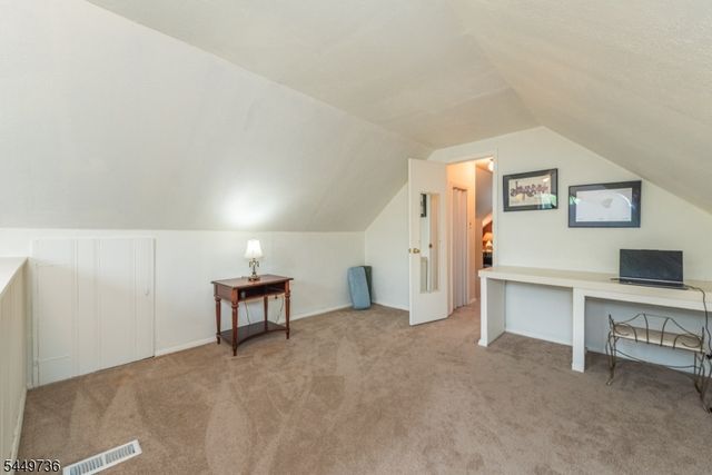 24 Filippone Way, Woodland Park, NJ 07424