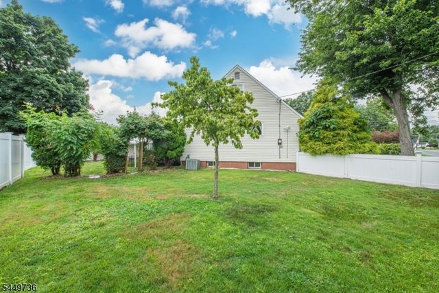 24 Filippone Way, Woodland Park, NJ 07424