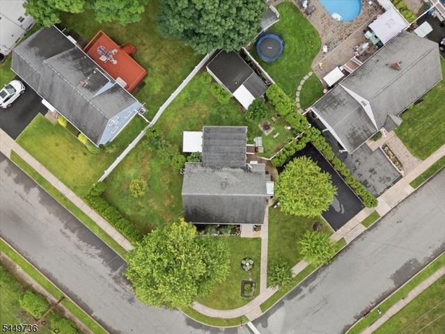 24 Filippone Way, Woodland Park, NJ 07424