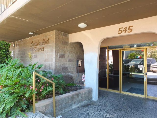 545 Chestnut Avenue 203, Long Beach, CA 90802