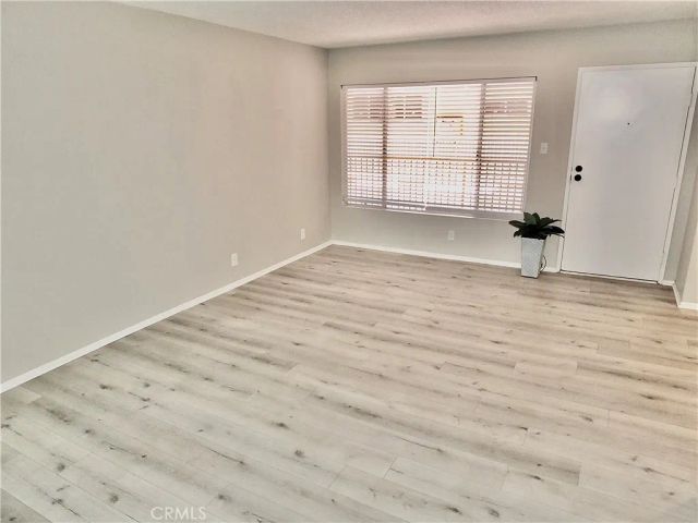 545 Chestnut Avenue 203, Long Beach, CA 90802