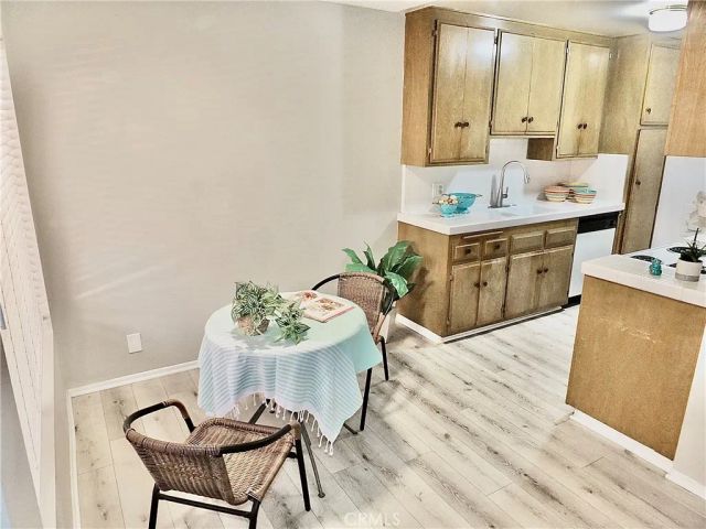 545 Chestnut Avenue 203, Long Beach, CA 90802