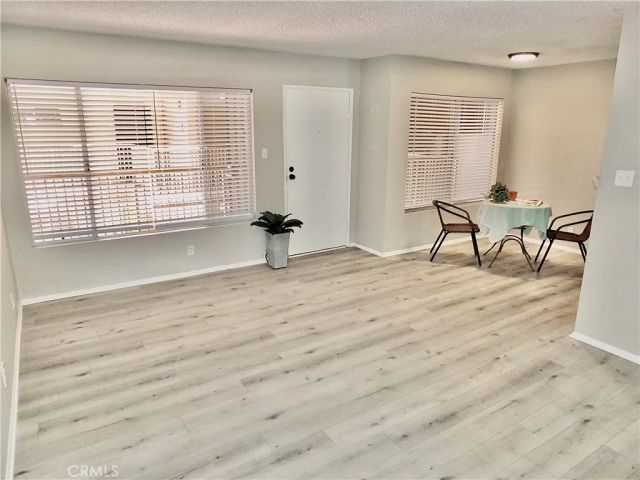 545 Chestnut Avenue 203, Long Beach, CA 90802