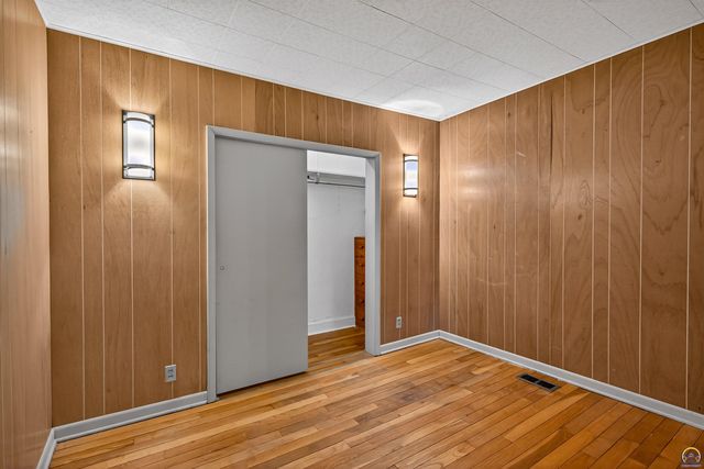 554 W 15th ST, Horton, KS 66439