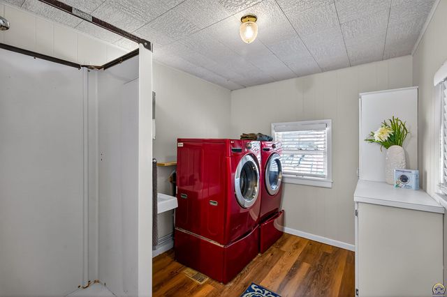 554 W 15th ST, Horton, KS 66439