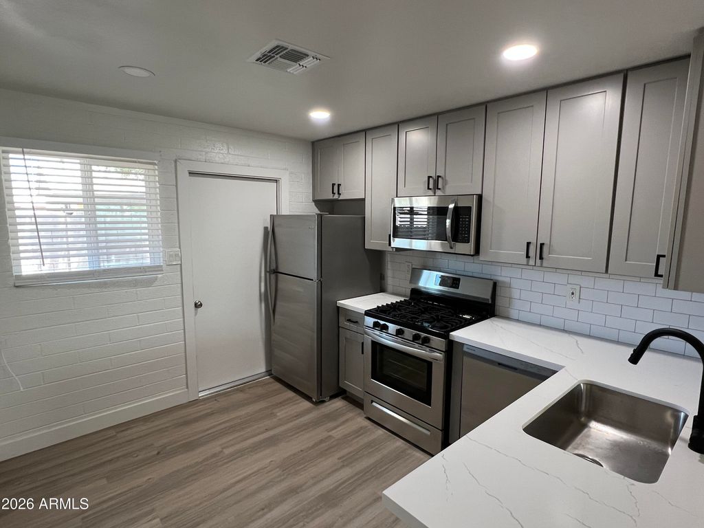 3630 N 15TH Avenue, Phoenix, AZ 85015 — photo 4