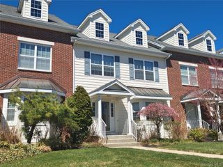 161 Brattle Circle, Melville, NY 11747