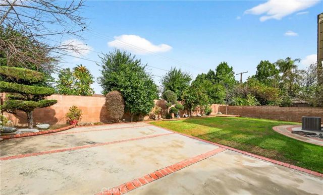 19361 Plummer Street, Northridge, CA 91324