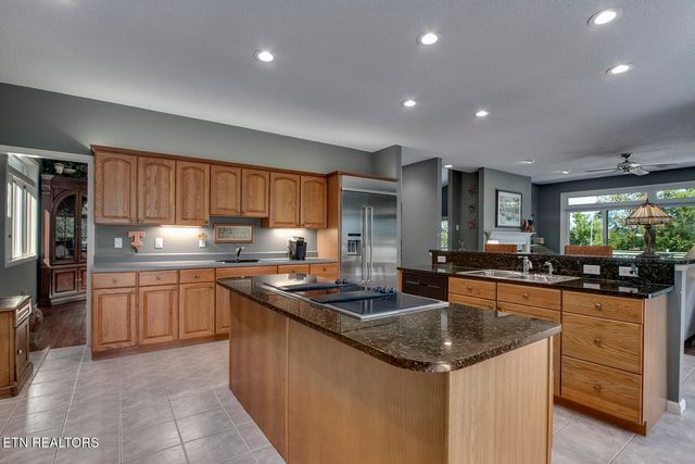 410 Catoosa Lane, Loudon, TN 37774