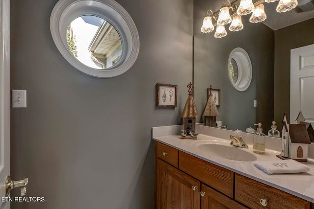 410 Catoosa Lane, Loudon, TN 37774