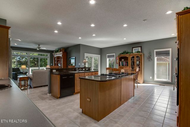 410 Catoosa Lane, Loudon, TN 37774