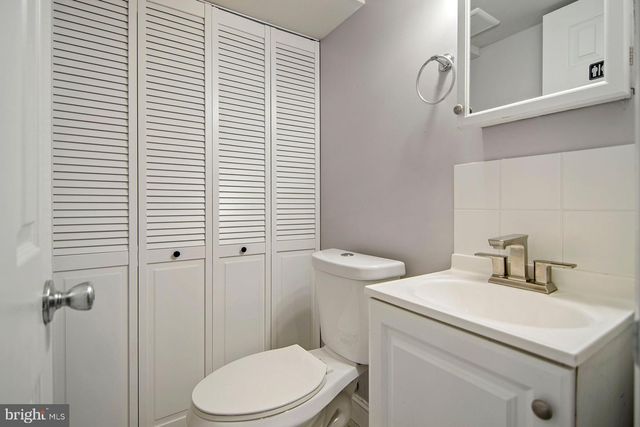 9838 TOWN LN, Manassas, VA 20110