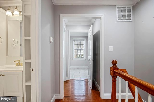 9838 TOWN LN, Manassas, VA 20110