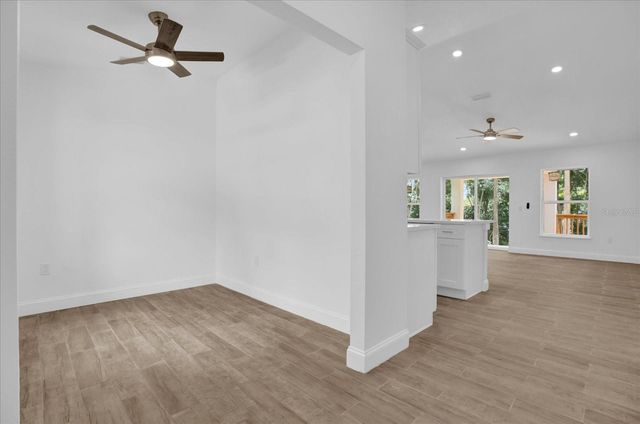 300 CHEROKEE AVENUE, Orange City, FL 32763