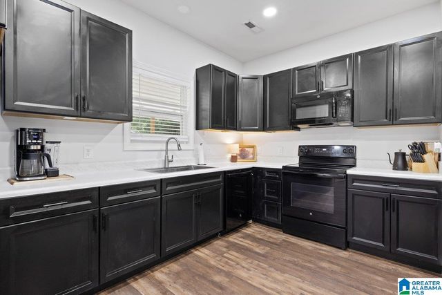211 IRIS AVENUE, Oneonta, AL 35121