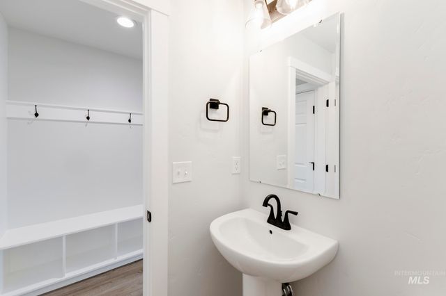 19598 Snowyside Way, Caldwell, ID 83605