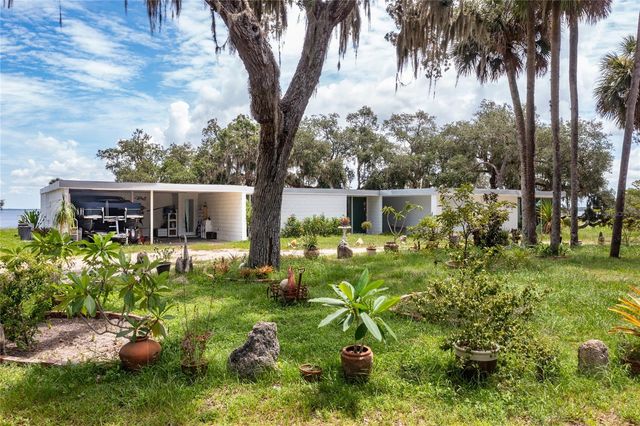 2600 FORT LANE ROAD, Geneva, FL 32732